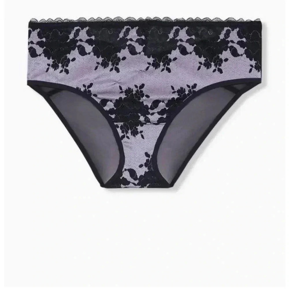 Torrid Two Tone Lace Mid-Rise Hipster Lattice Back Panty - Picture 1 of 3